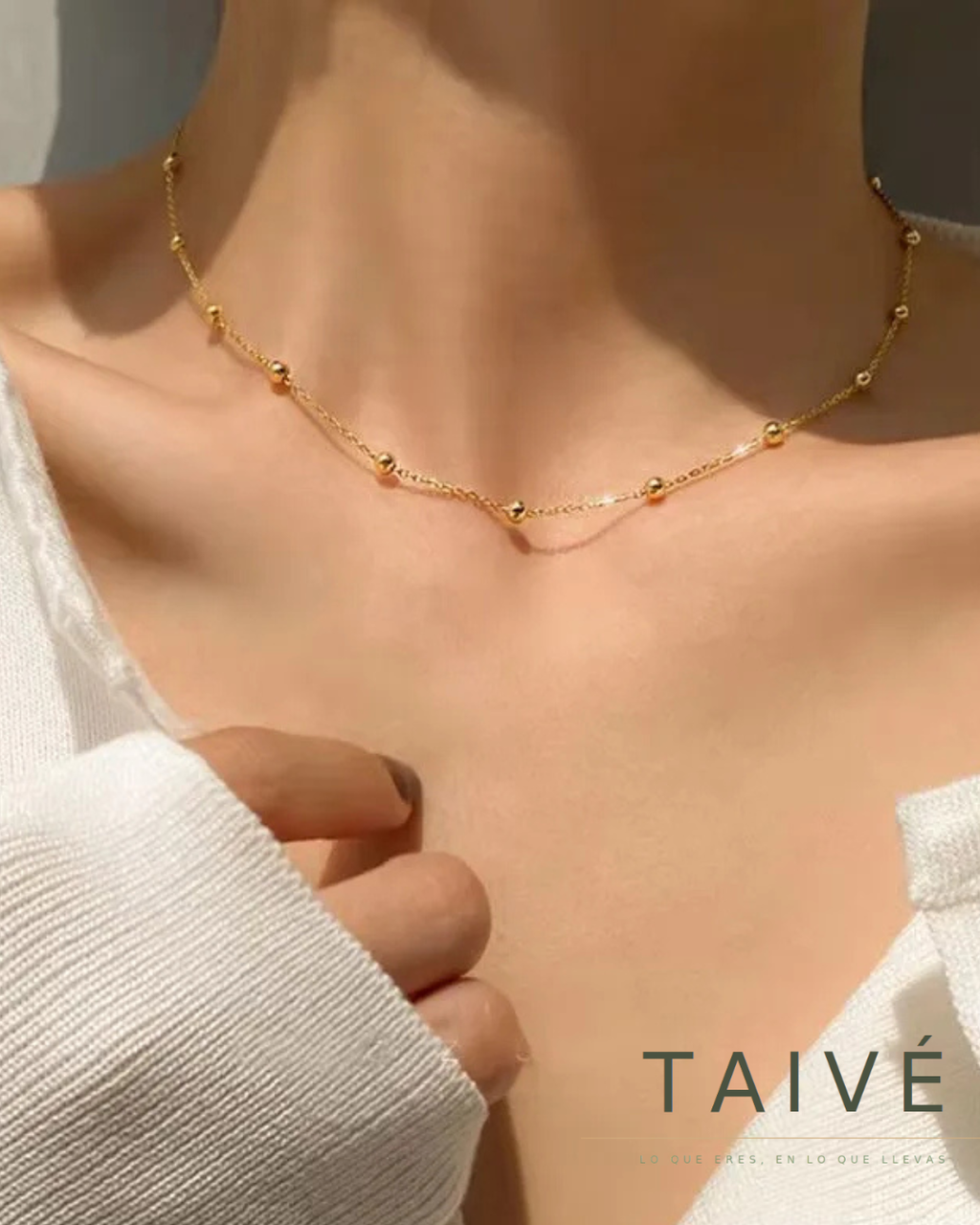 Constelación — Collar Puntitos Dorados